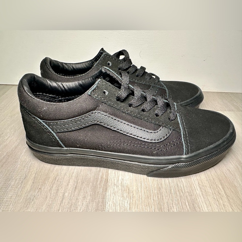 New Unisex kids All Black Old Skool Platform Canvas Suede Walking Shoes US 13.5 - Picture 4 of 10